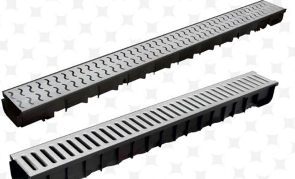Dakota drainage channels with steel grates